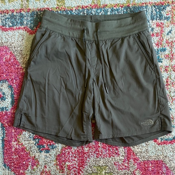 The North Face Pants - The North Face women’s olive green Athletic Shorts